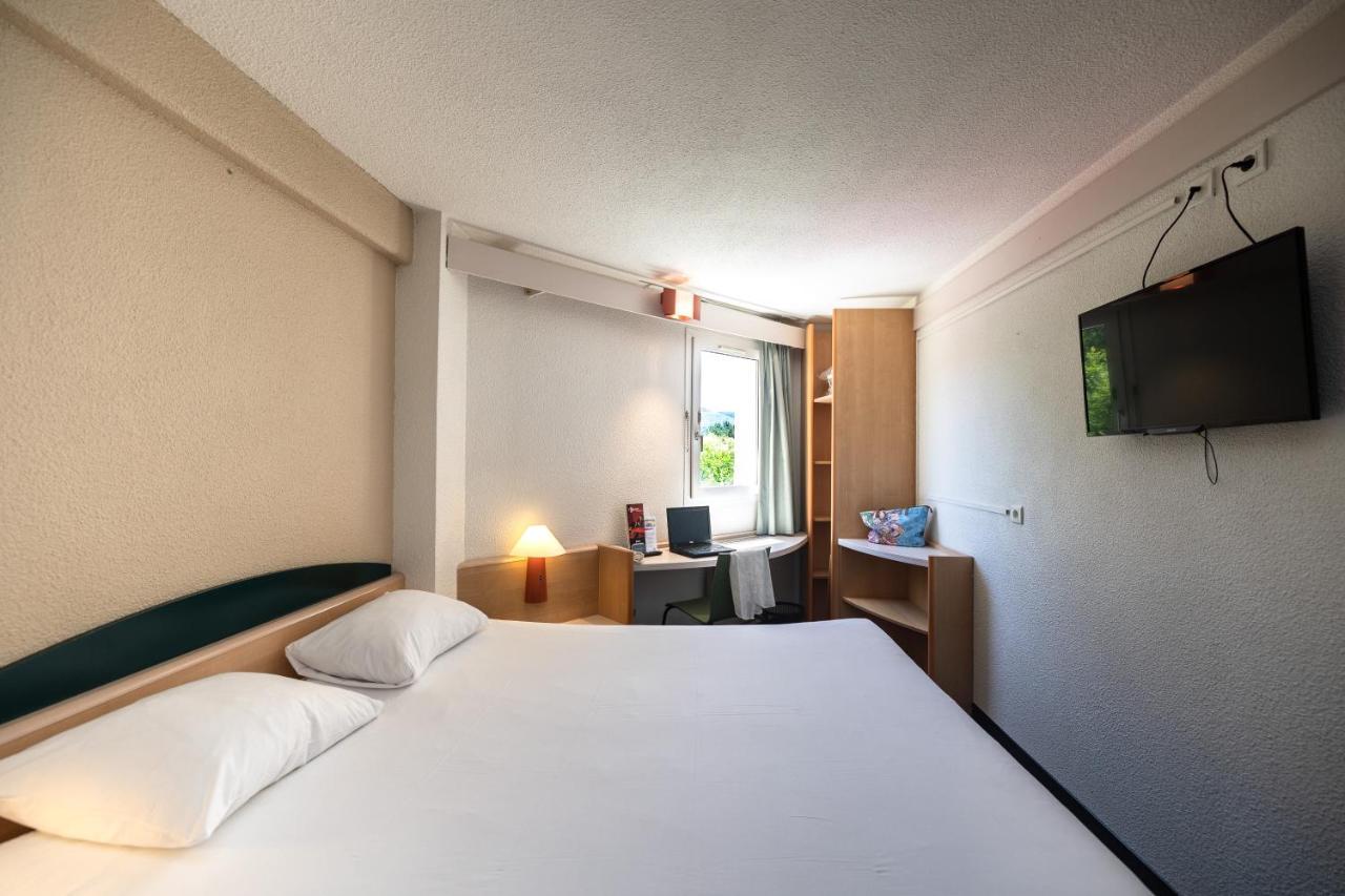 Hotel Ibis Autun Exteriér fotografie