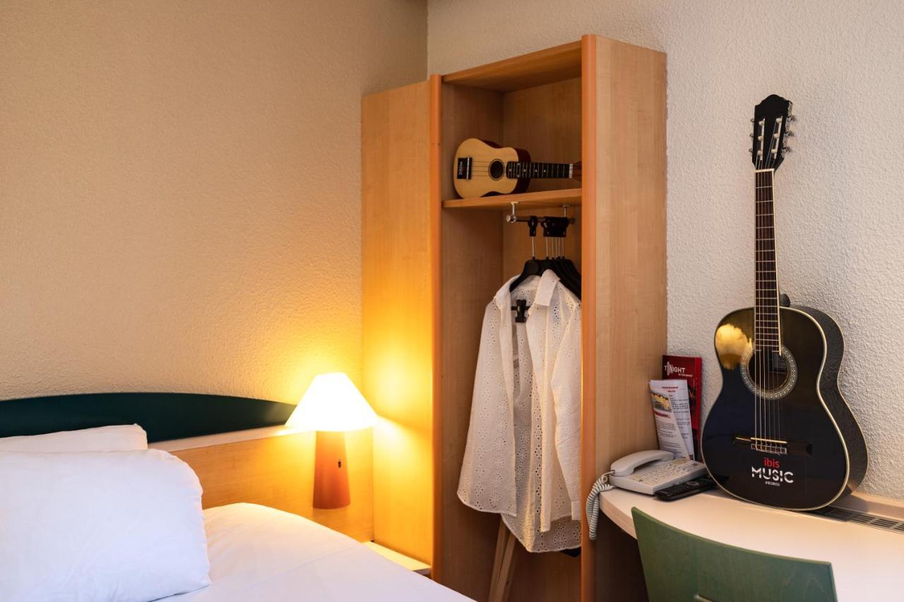 Hotel Ibis Autun Exteriér fotografie