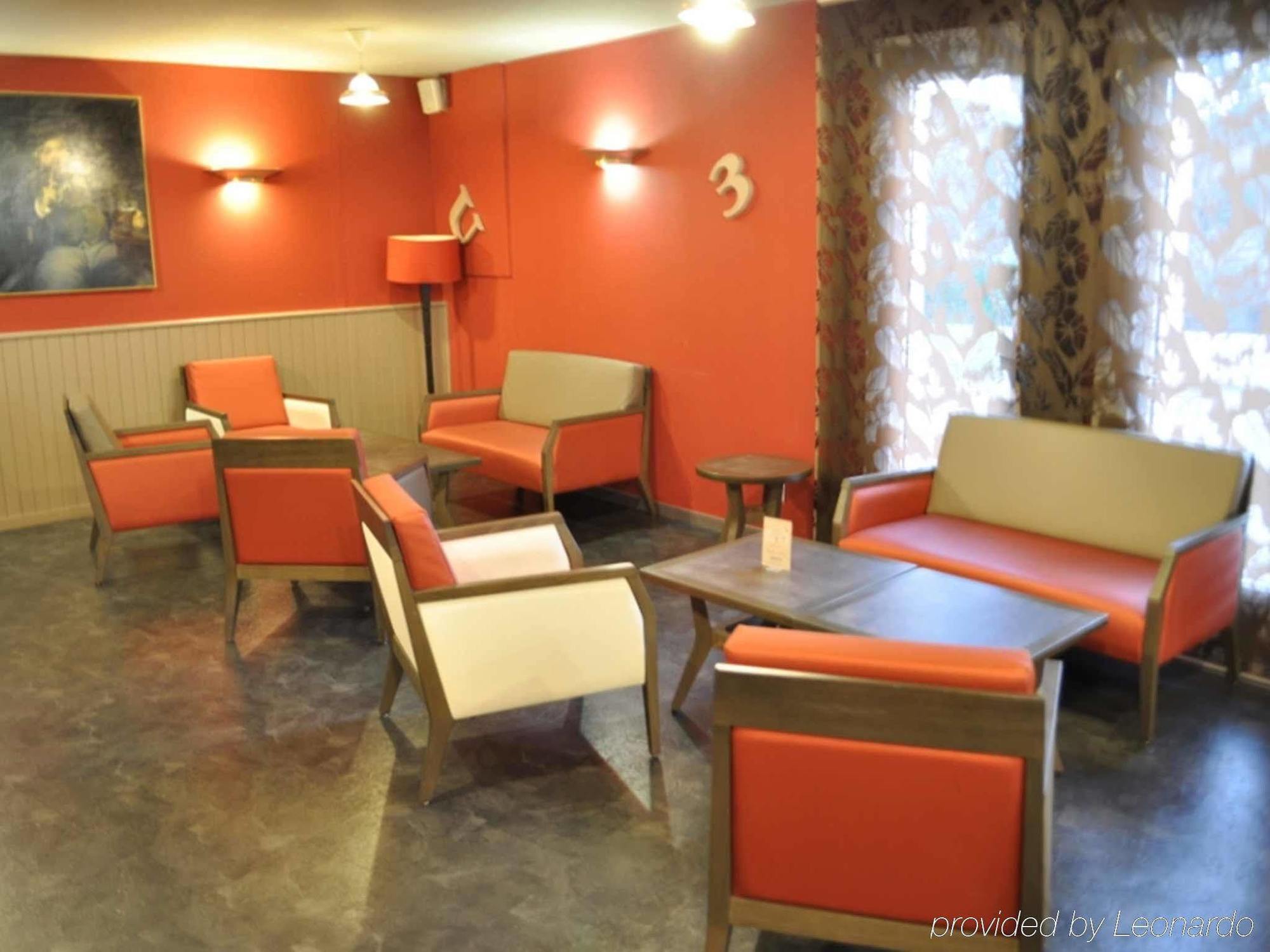 Hotel Ibis Autun Exteriér fotografie