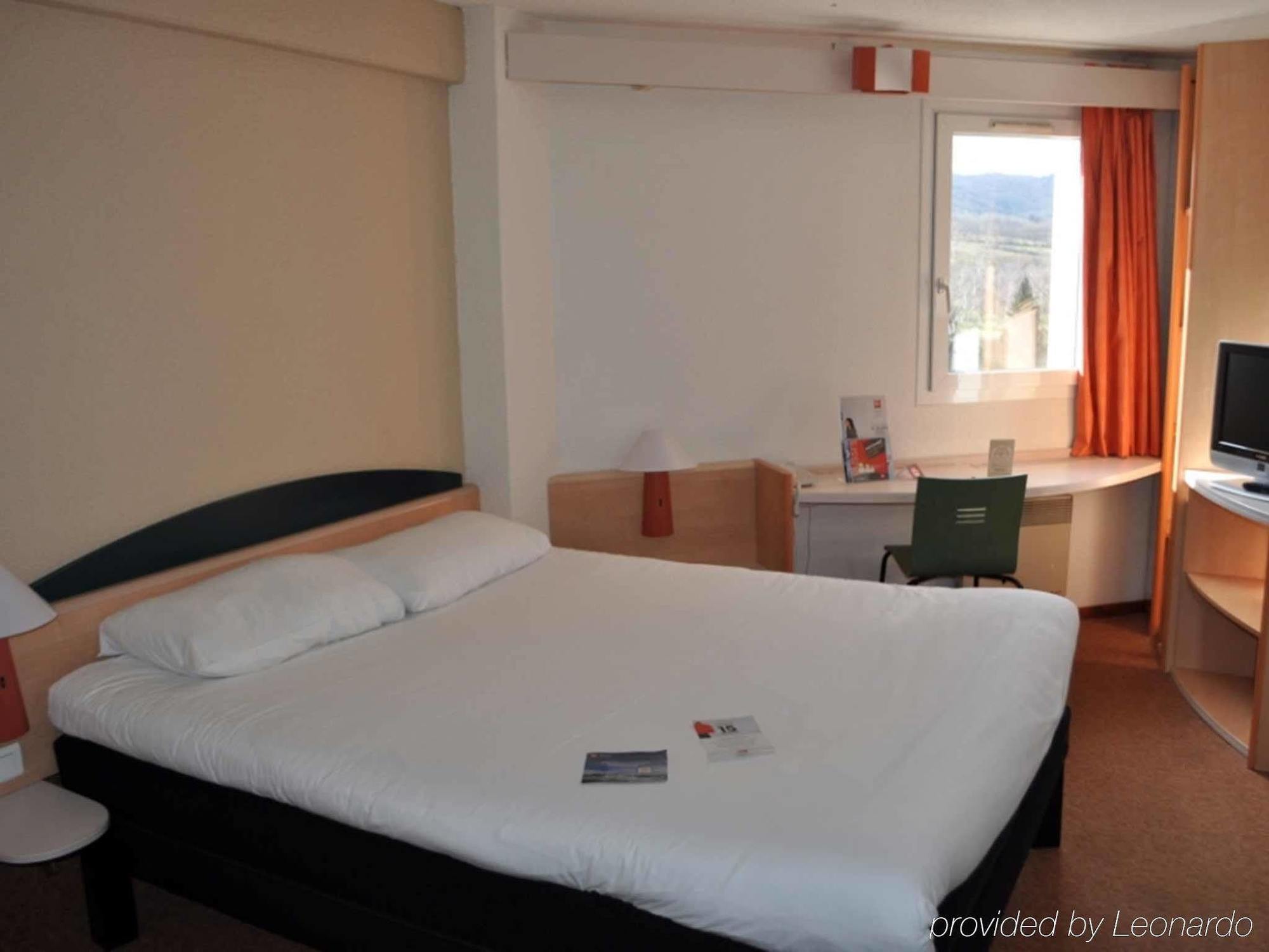Hotel Ibis Autun Exteriér fotografie